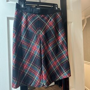 j.Crew Red, black and green plaid skirt #plaidskirt